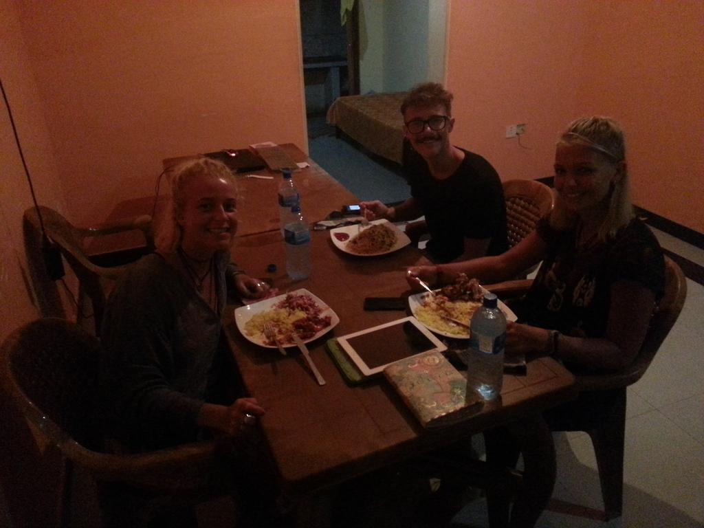 Seetha'S Hostel Negombo Ngoại thất bức ảnh