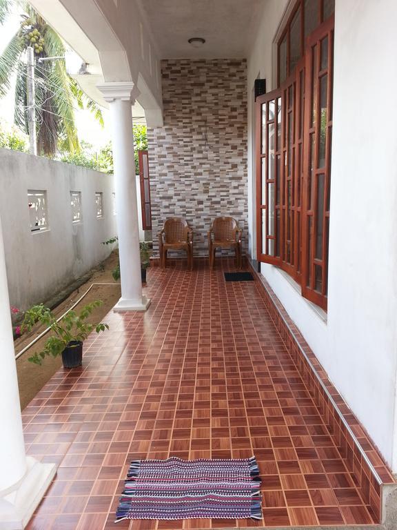 Seetha'S Hostel Negombo Ngoại thất bức ảnh