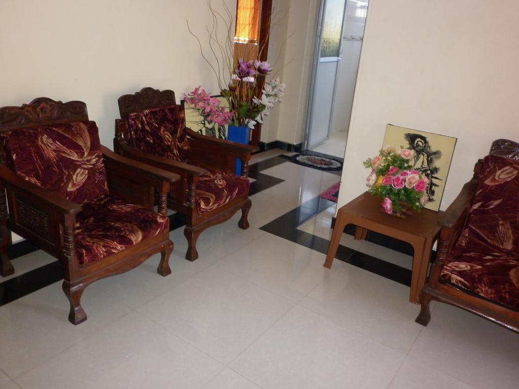 Seetha'S Hostel Negombo Ngoại thất bức ảnh