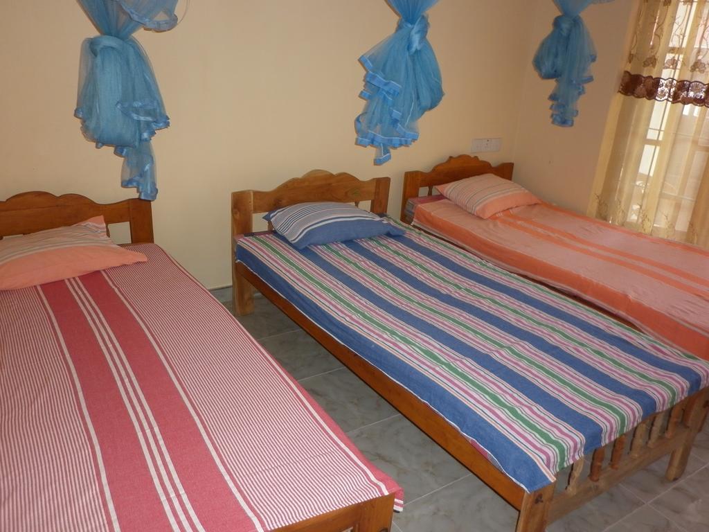 Seetha'S Hostel Negombo Ngoại thất bức ảnh